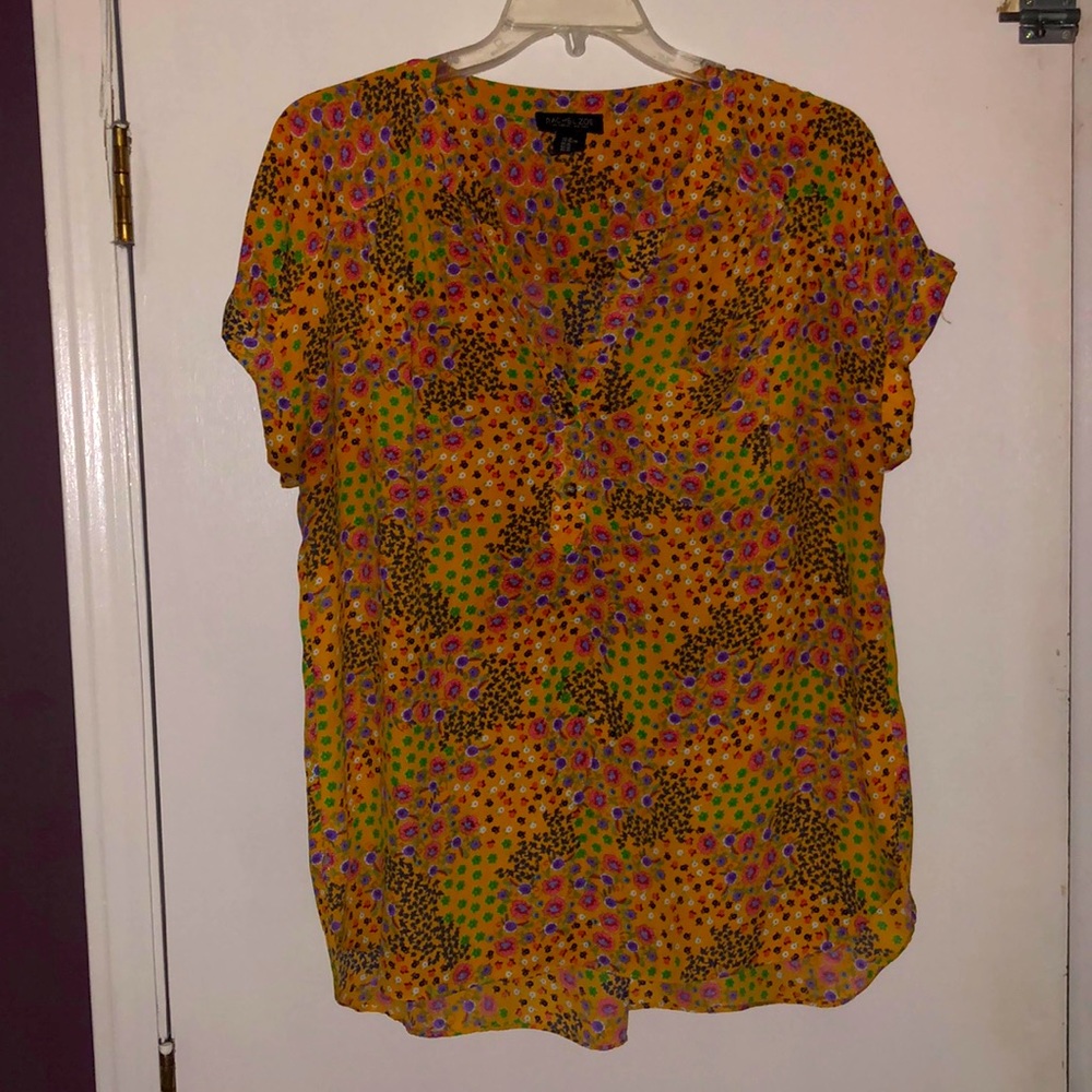 Short sleeve tunic top—flowered—Xlg